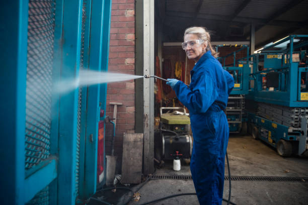 Professional Pressure Washing in Mediapolis, IA